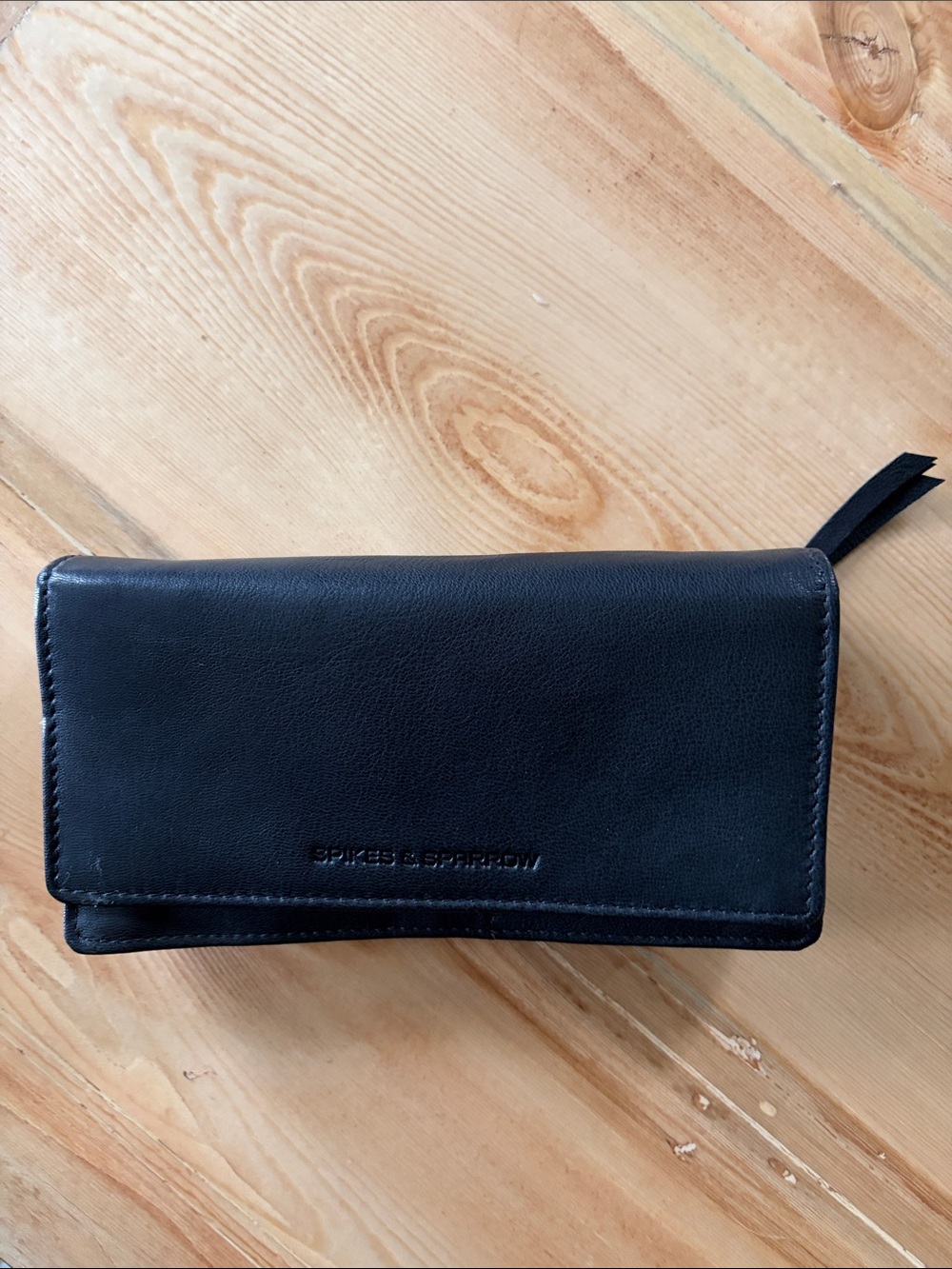 Spikes & Sparrow Black Leather Zip Wallet
